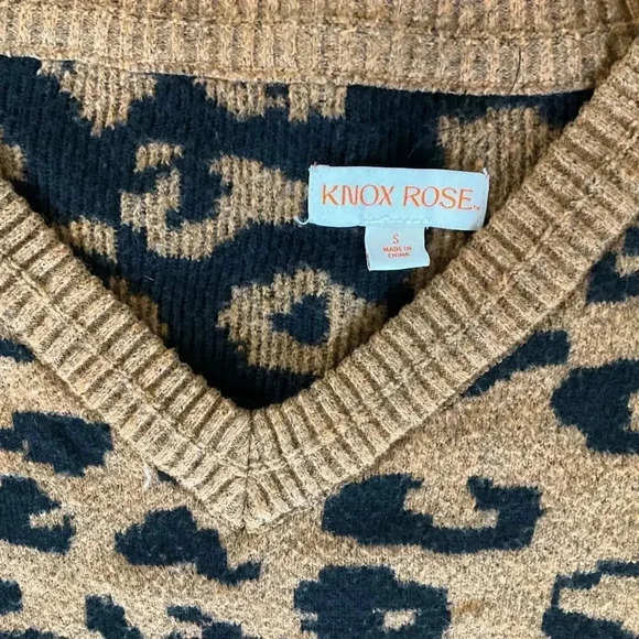 Knox‎ Rose V-Neck Leopard Long Sleeve Womens Pullover Sweater Size Small - Picture 2 of 8